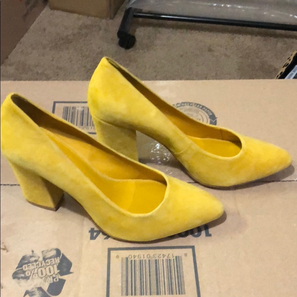 Women’s shoes